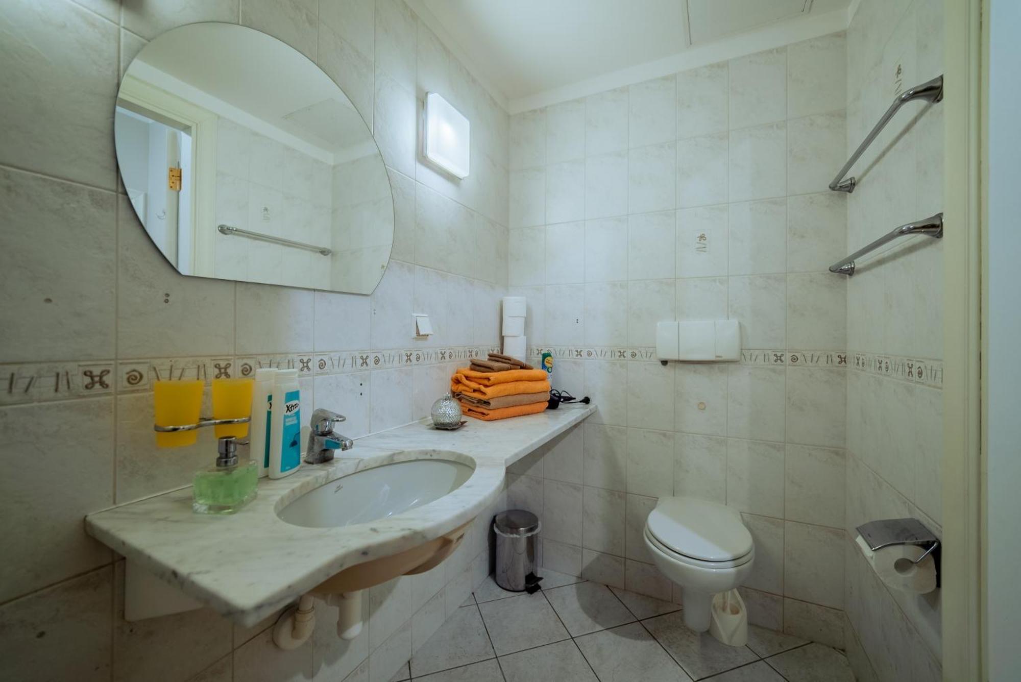 Romeo Family Apartments Reval Esterno foto
